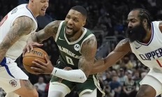 开云下载-森林狼不敌快船，继续领跑西部积分榜