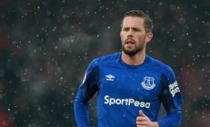 开云体育在线-山海对决与双城记，从CBA季后赛到NBA，关键先生的千面镜像