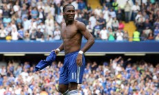 开云体育官网-新王加冕，旧制震颤，兹维列夫携拉沃尔杯险胜，重写网坛权力叙事