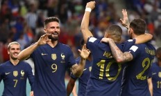 开云APP-梦幻组合！英格兰队与波兰队携手成功晋级世界杯半决赛