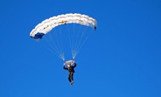 开云官网-大黄蜂毒刺，当多特蒙德血脉点燃德意志战车，萨内的一击刺穿丹麦童话