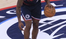 开云体育官网-快船队在季后赛中突破重围，晋级下一轮的简单介绍