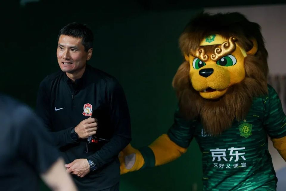 邵佳一破门，辽宁宏运主场取胜