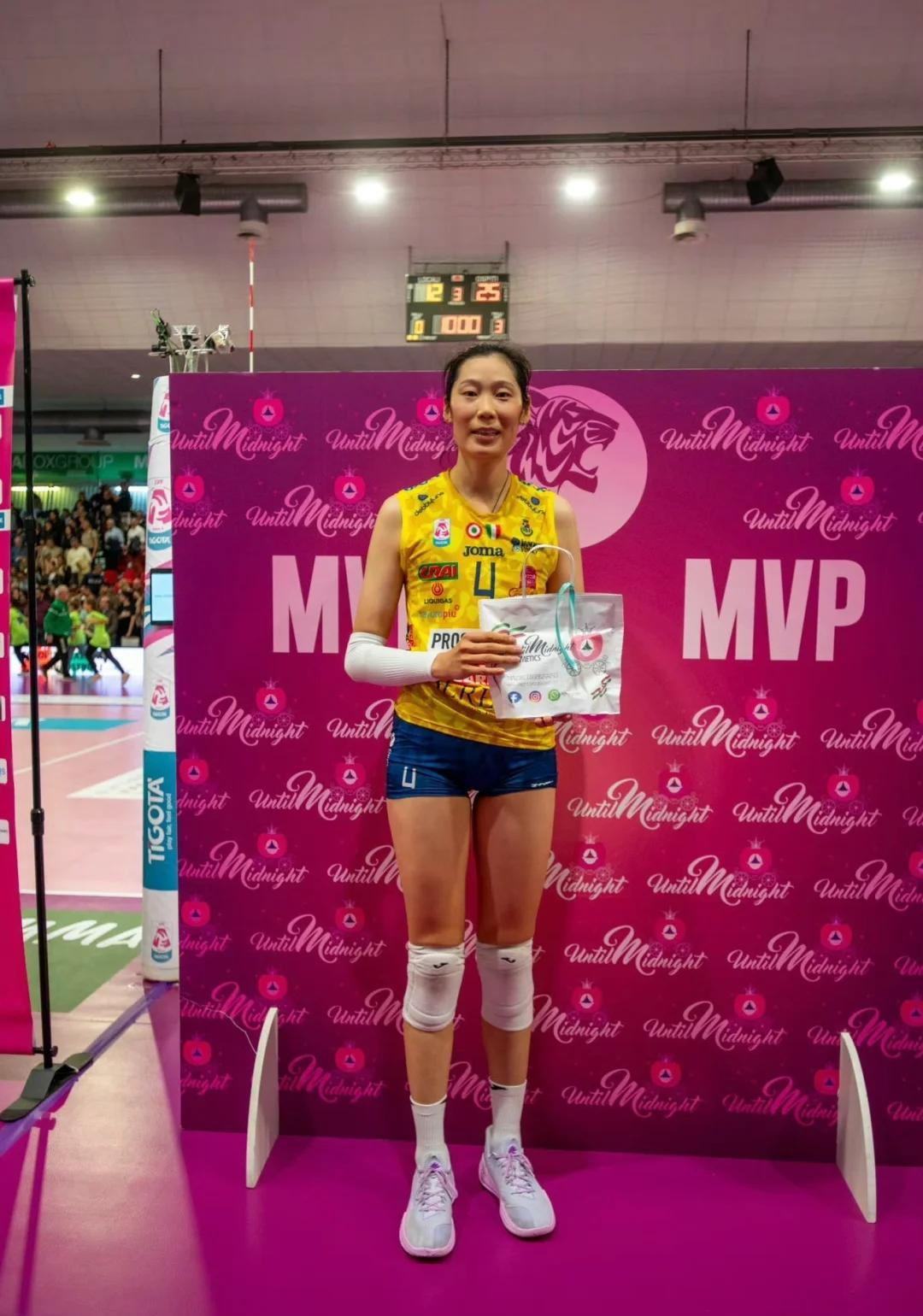 祖云图斯客场告捷,延续连胜纪录不断 祖云图斯客场告捷,延续连胜纪录不断