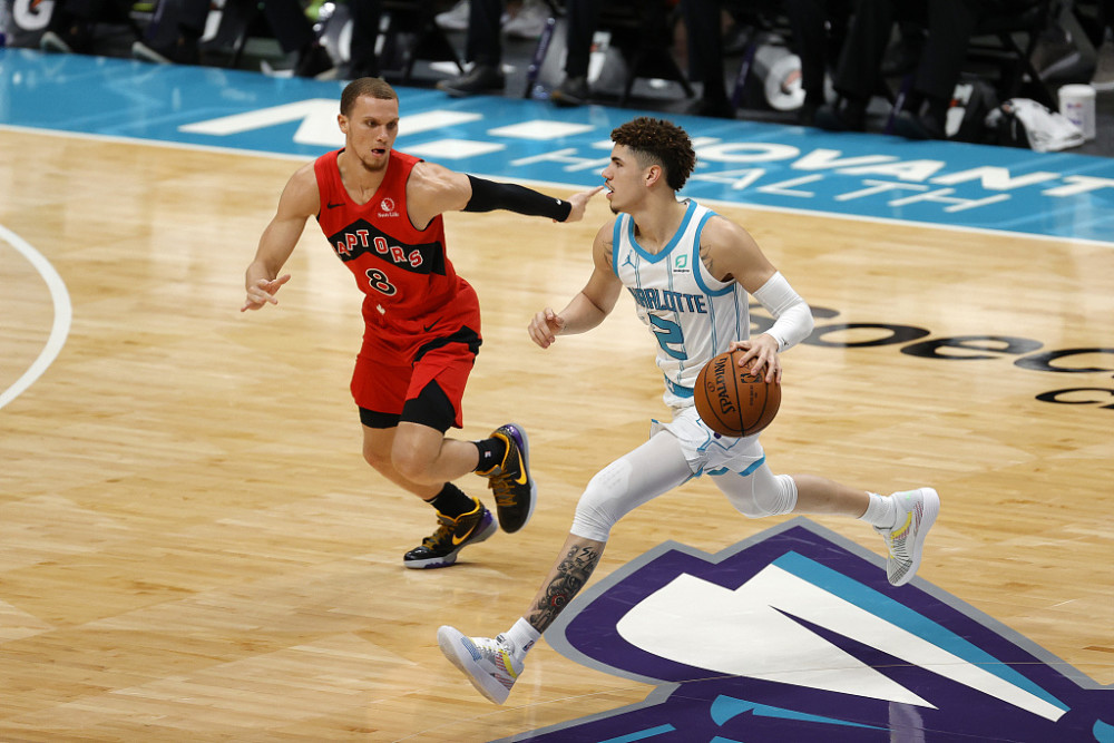 猛龙逆转魔术，继续领跑东部